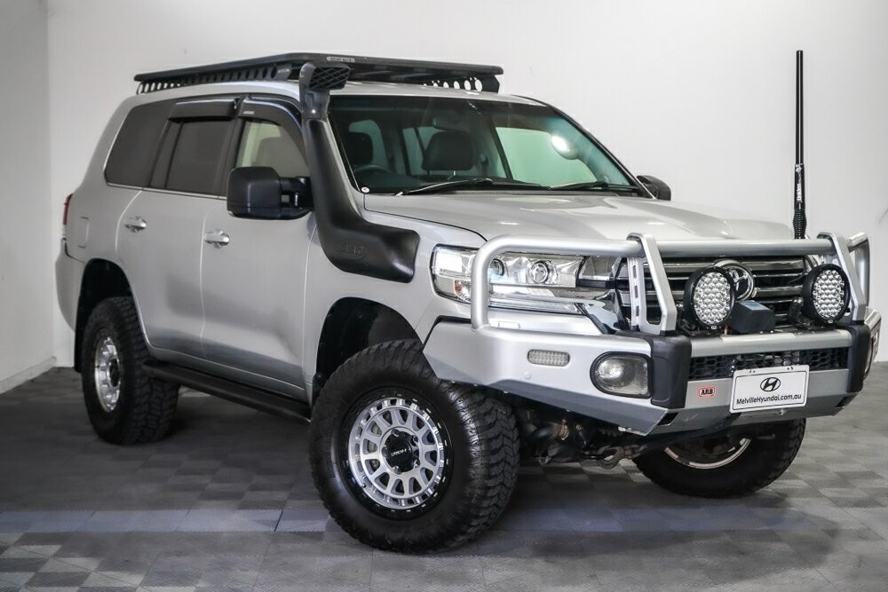 Toyota Landcruiser image 1