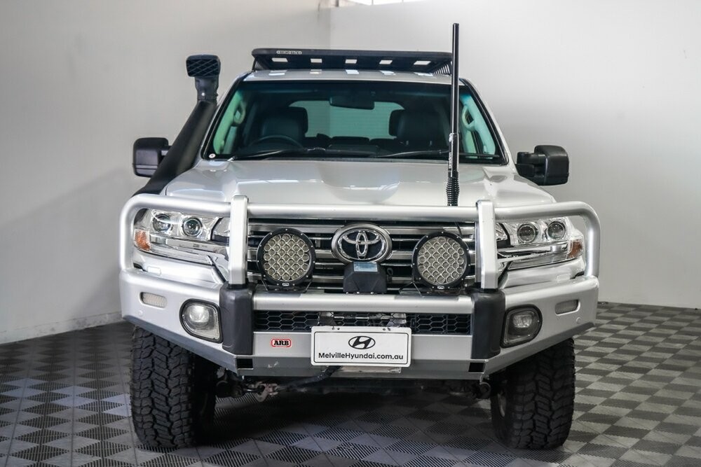 Toyota Landcruiser image 4