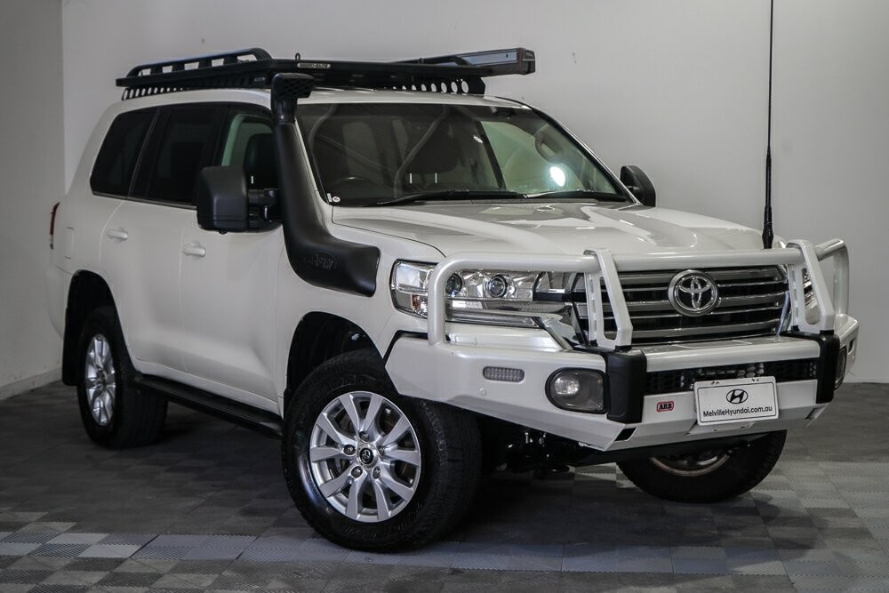 Toyota Landcruiser image 1