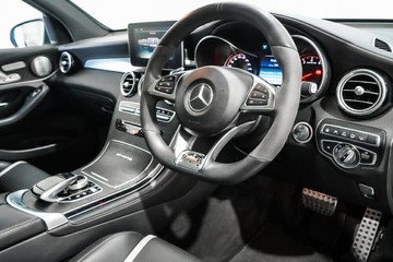 https://vehicle-cdn.autoleague.cloud/17009_11018203_13.jpg