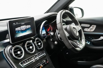 https://vehicle-cdn.autoleague.cloud/17009_11018203_22.jpg
