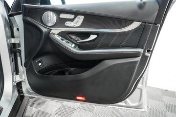 https://vehicle-cdn.autoleague.cloud/17009_11018203_25.jpg