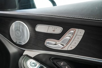 https://vehicle-cdn.autoleague.cloud/17009_11018203_26.jpg