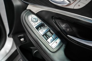 https://vehicle-cdn.autoleague.cloud/17009_11018203_27.jpg