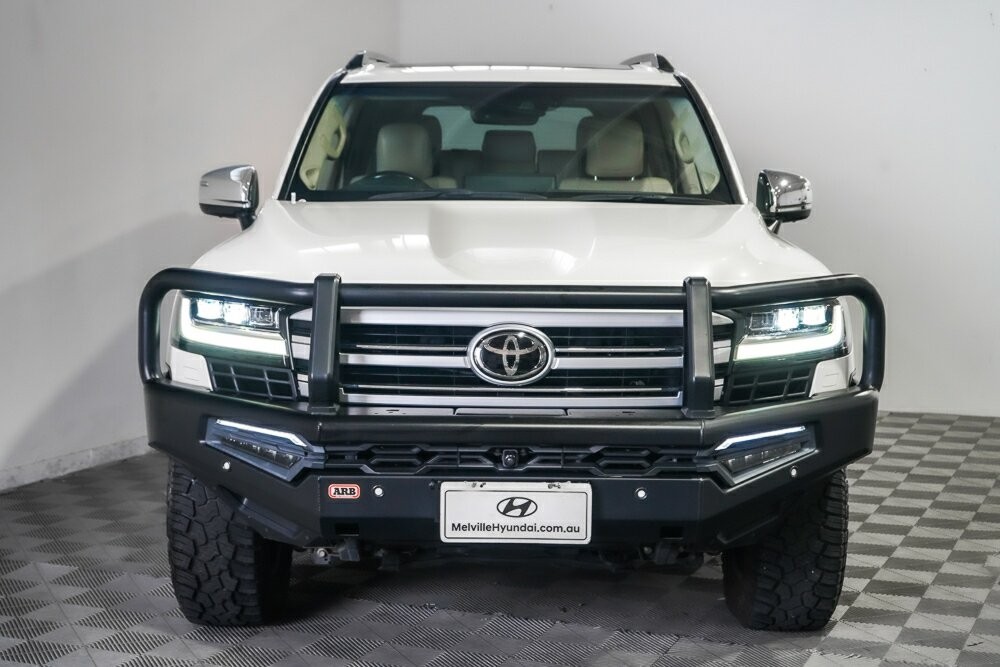 Toyota Landcruiser image 3