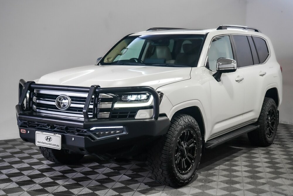 Toyota Landcruiser image 4