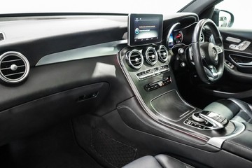 https://vehicle-cdn.autoleague.cloud/17009_11018213_10.jpg
