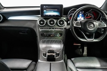 https://vehicle-cdn.autoleague.cloud/17009_11018213_11.jpg