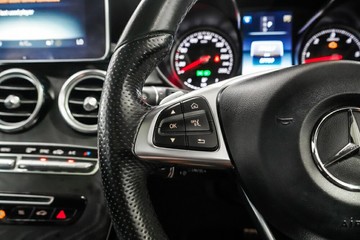 https://vehicle-cdn.autoleague.cloud/17009_11018213_13.jpg