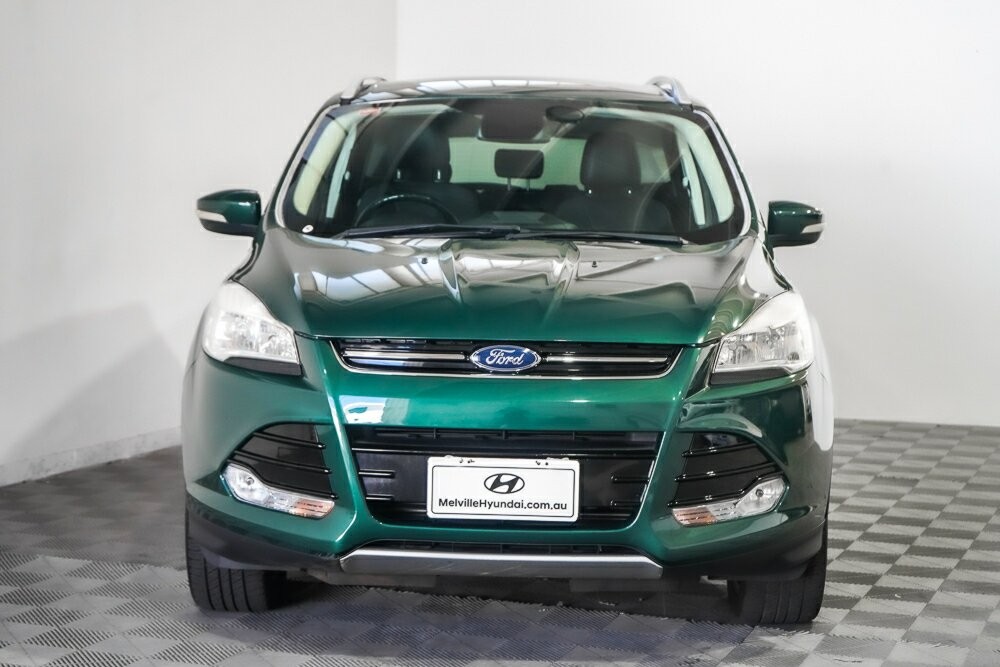Ford Kuga image 3