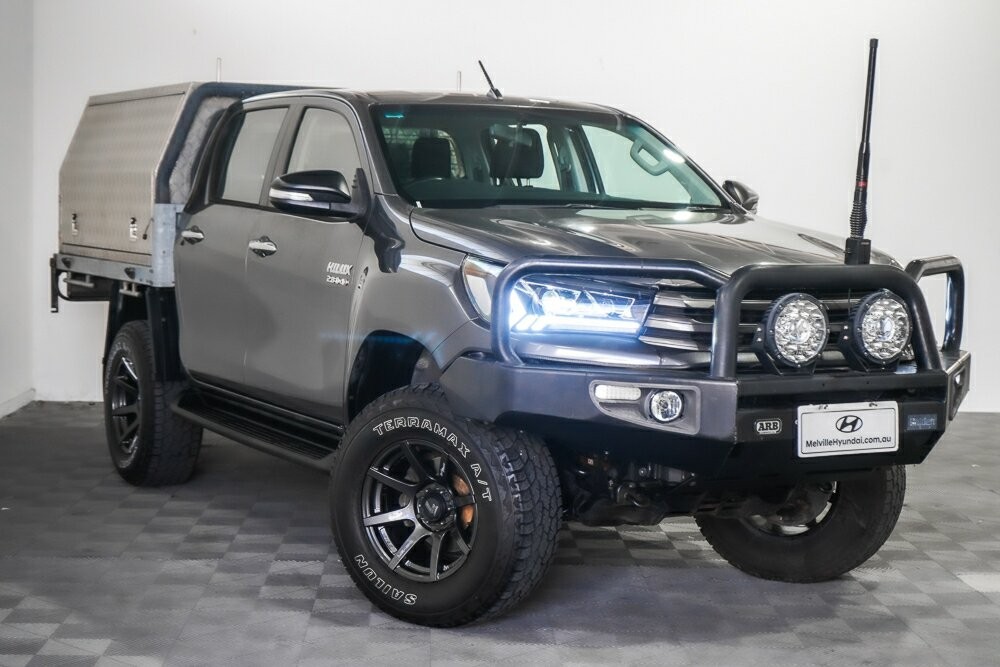 Toyota Hilux image 1