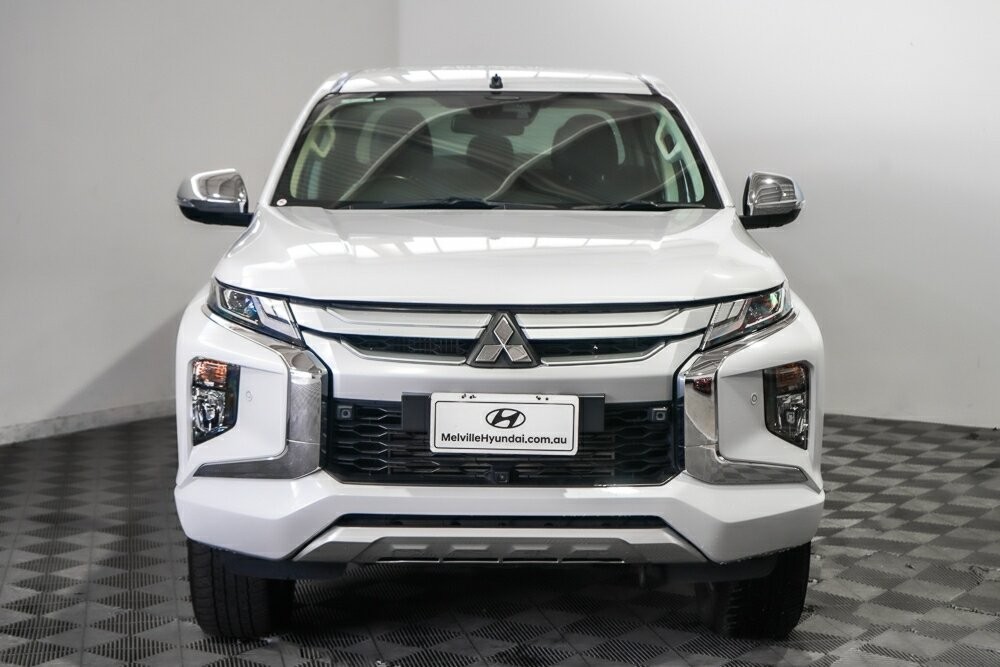 Mitsubishi Triton image 3