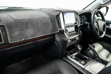https://vehicle-cdn.autoleague.cloud/17009_11018268_11.jpg