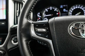 https://vehicle-cdn.autoleague.cloud/17009_11018268_14.jpg