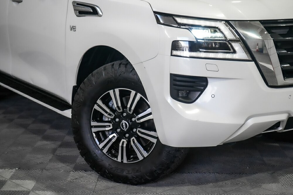 Nissan Patrol image 2