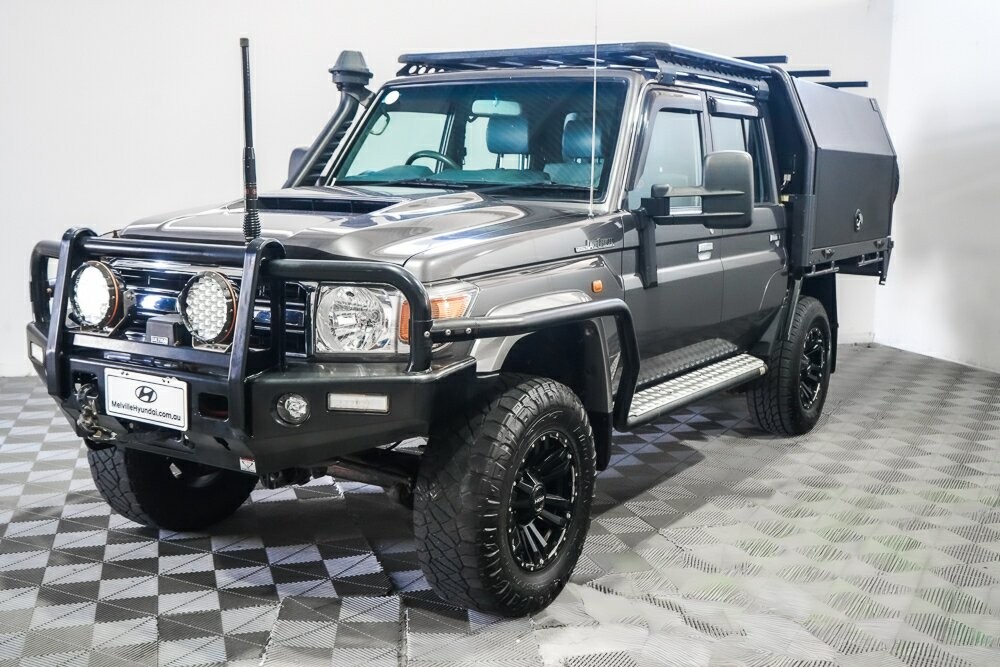 Toyota Landcruiser image 3