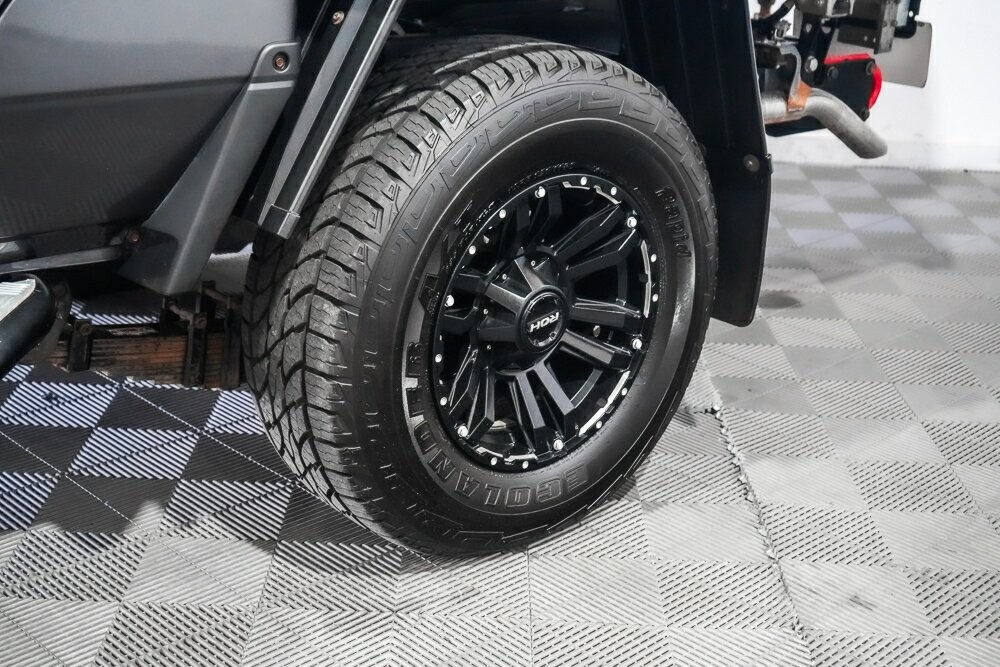 Toyota Landcruiser image 4