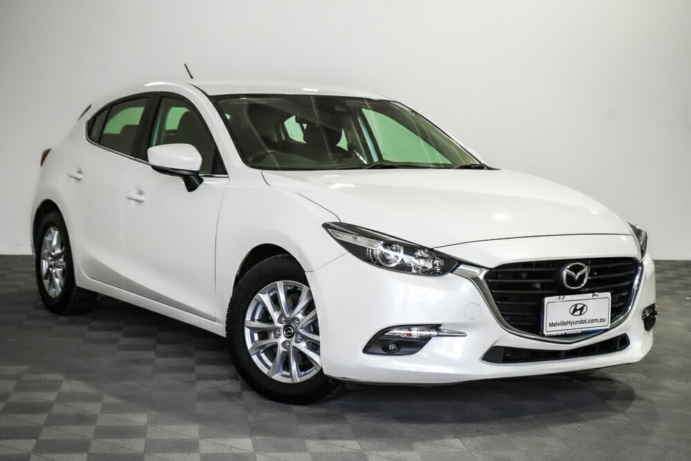 Mazda 3 image 1