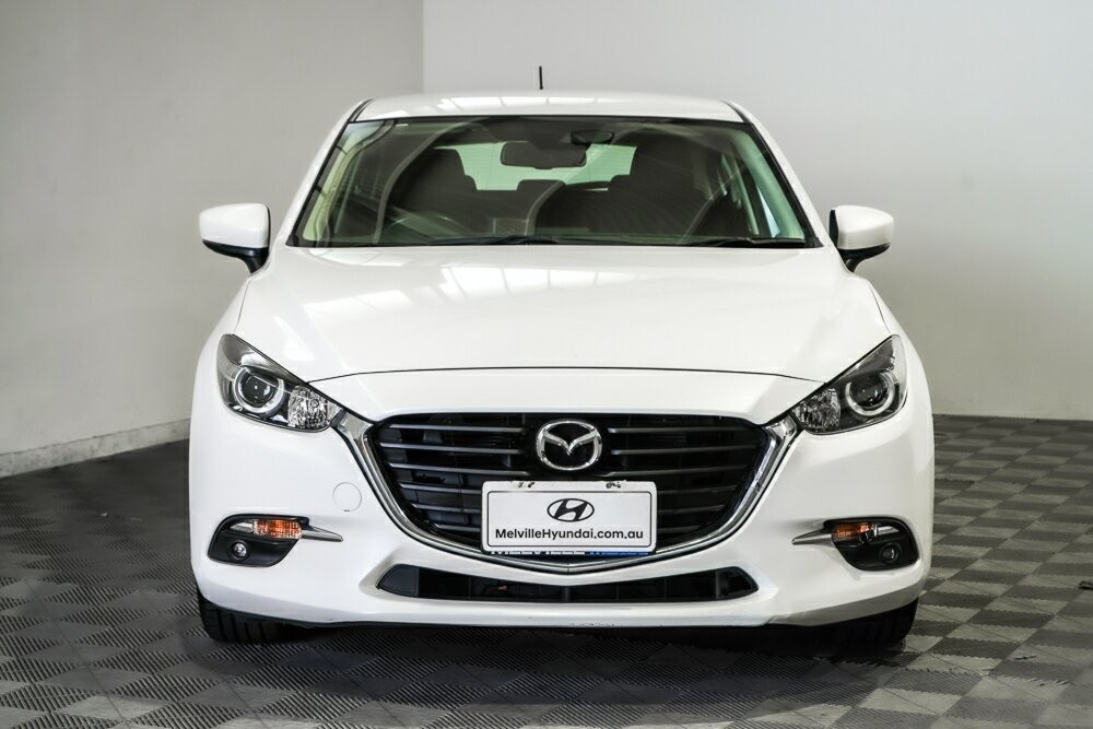 Mazda 3 image 3