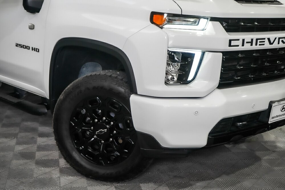 Chevrolet Silverado Hd image 2