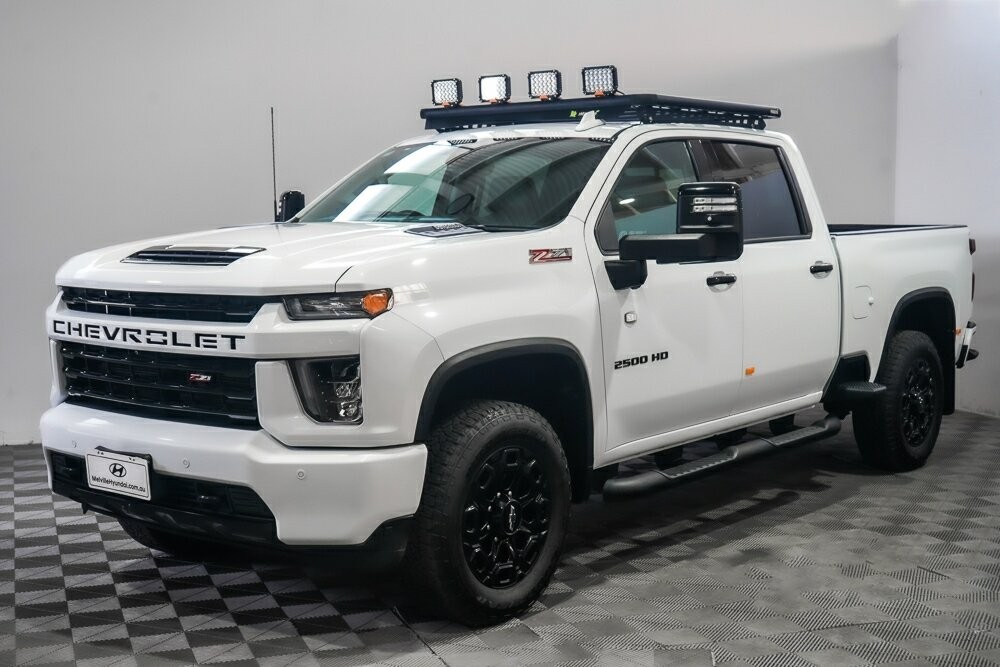 Chevrolet Silverado Hd image 4