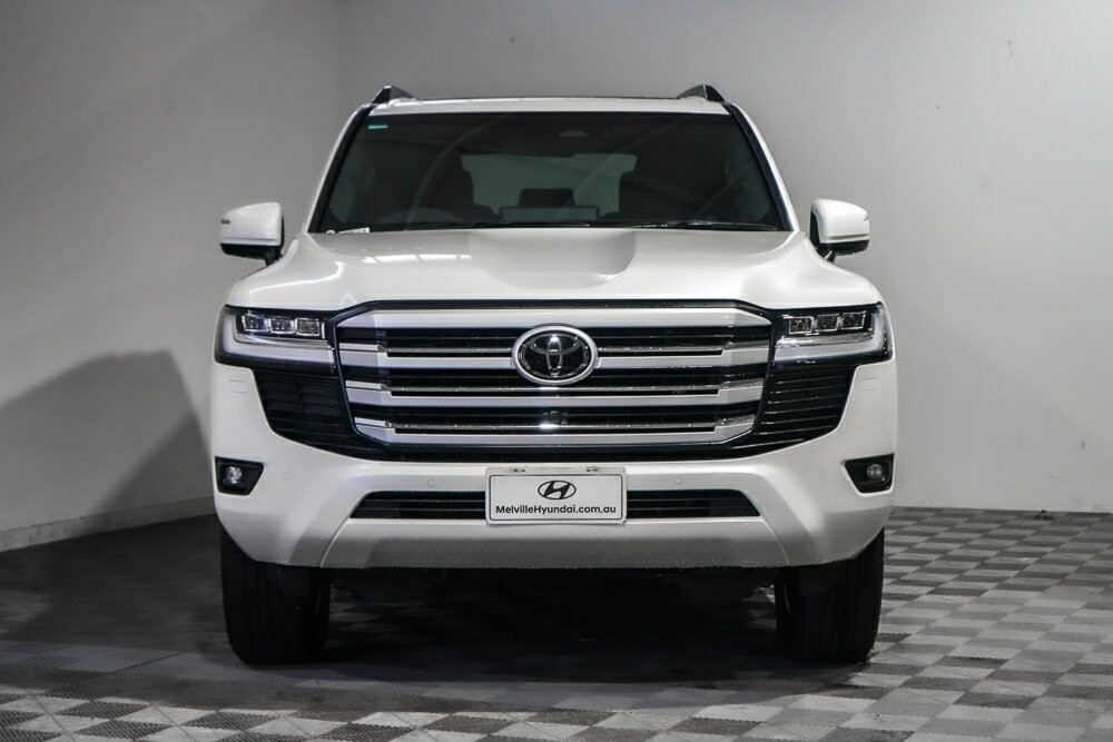 Toyota Landcruiser image 3