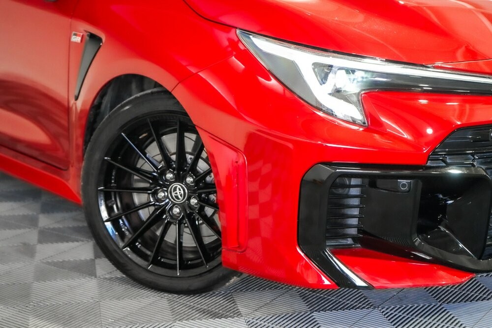 Toyota Corolla image 2