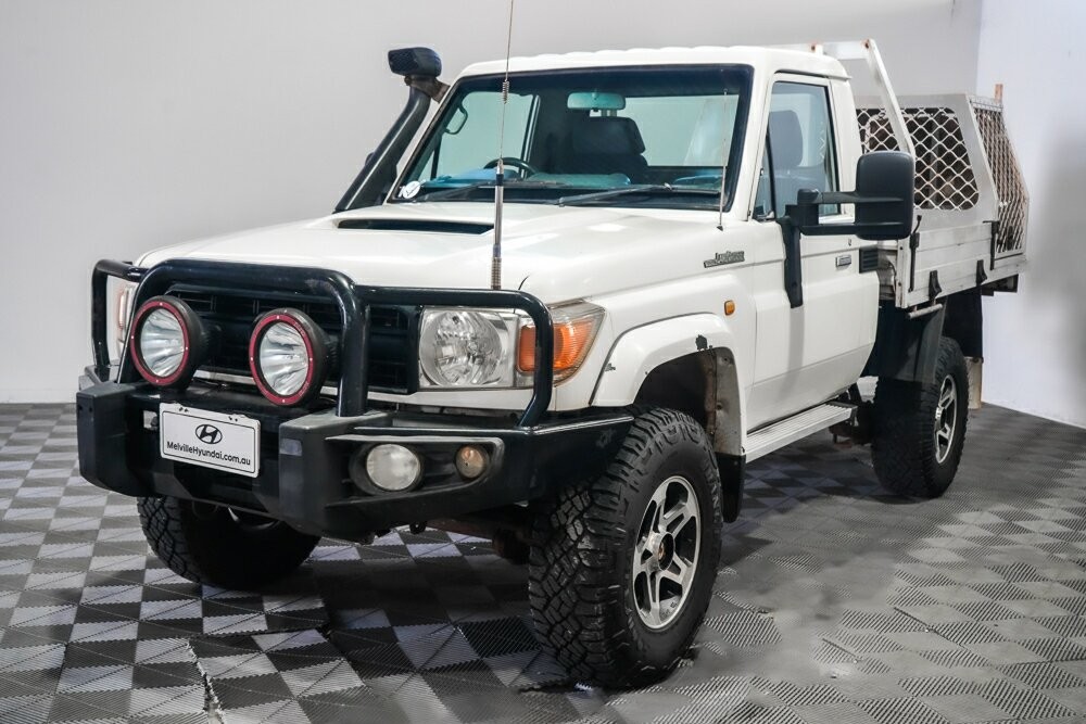 Toyota Landcruiser image 3