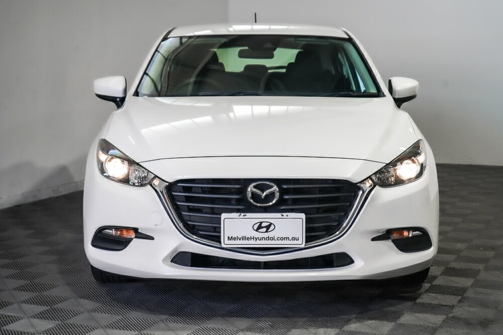 Mazda 3 image 3