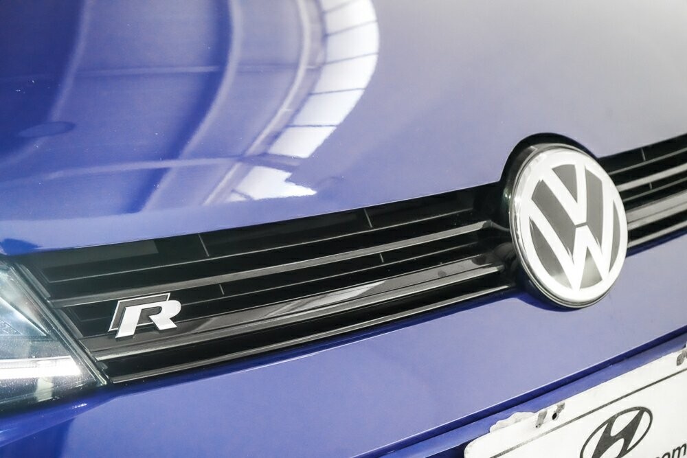 Volkswagen Golf image 3