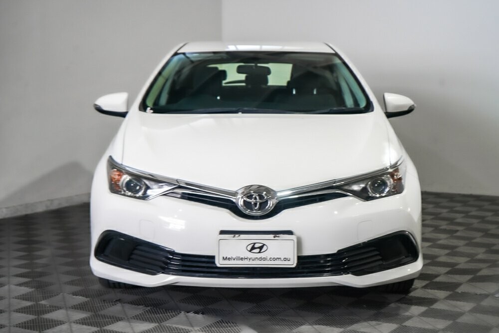 Toyota Corolla image 3