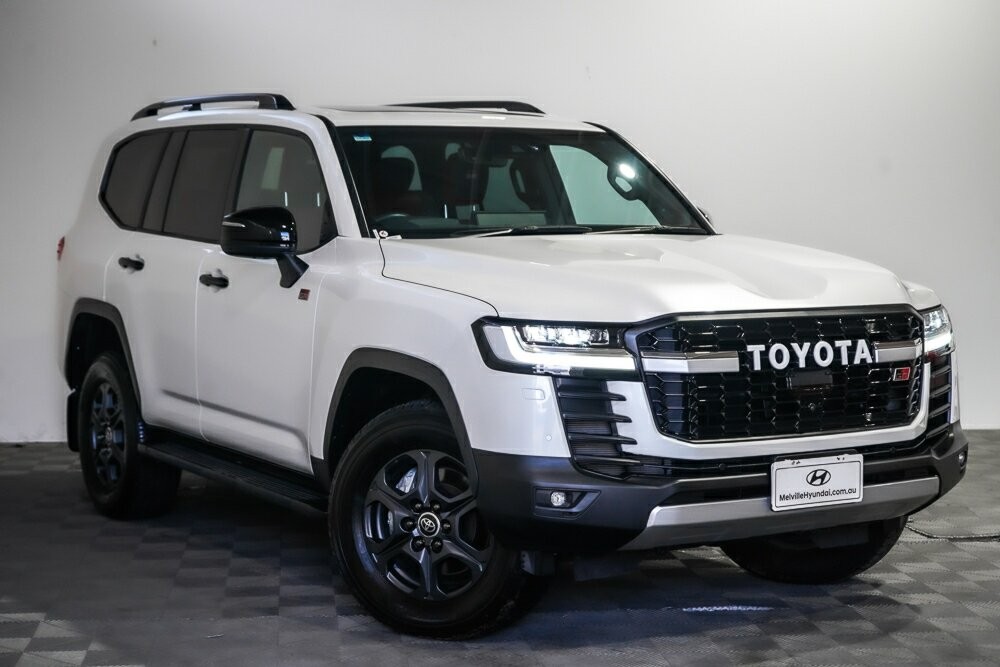 Toyota Landcruiser image 1