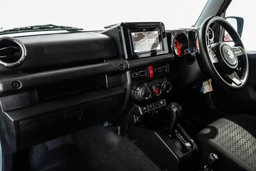 https://vehicle-cdn.autoleague.cloud/17009_11018355_10.jpg