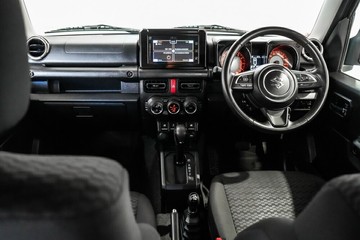 https://vehicle-cdn.autoleague.cloud/17009_11018355_11.jpg