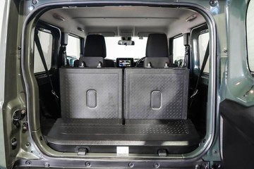https://vehicle-cdn.autoleague.cloud/17009_11018355_9.jpg