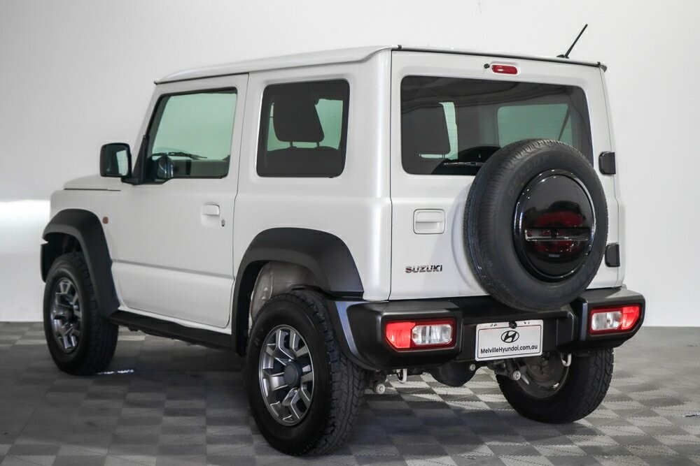 Suzuki Jimny image 4