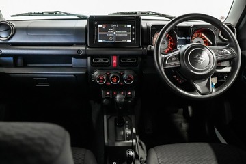 https://vehicle-cdn.autoleague.cloud/17009_11018361_11.jpg