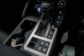 https://vehicle-cdn.autoleague.cloud/17009_11018366_18.jpg