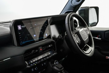 https://vehicle-cdn.autoleague.cloud/17009_11018366_20.jpg
