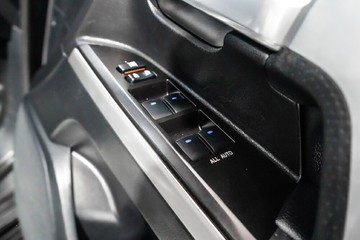 https://vehicle-cdn.autoleague.cloud/17009_11018370_22.jpg