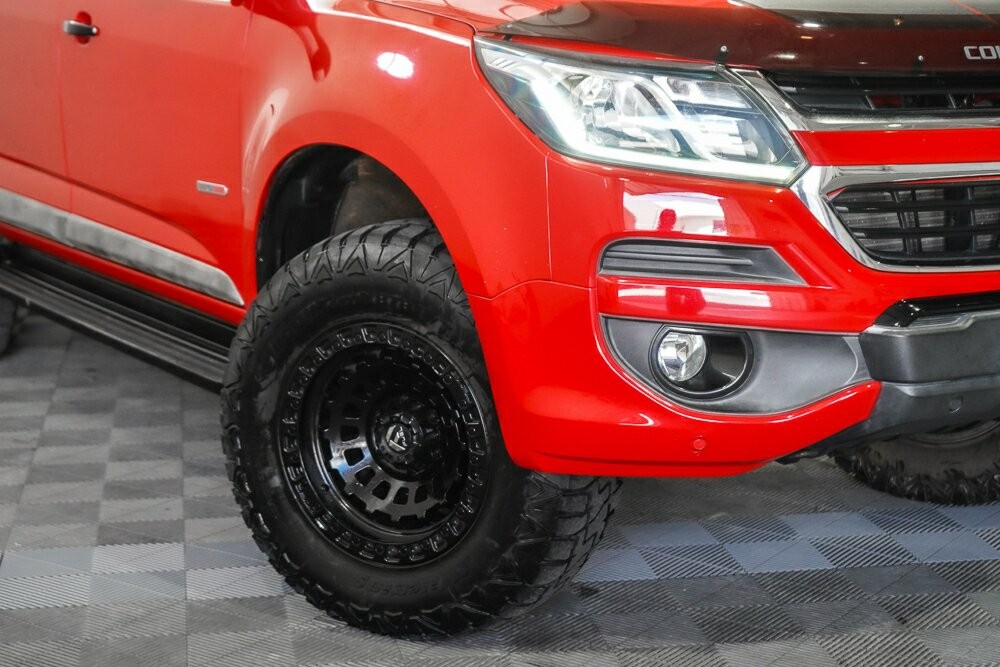 Holden Colorado image 2