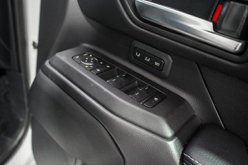https://vehicle-cdn.autoleague.cloud/17009_11018387_27.jpg