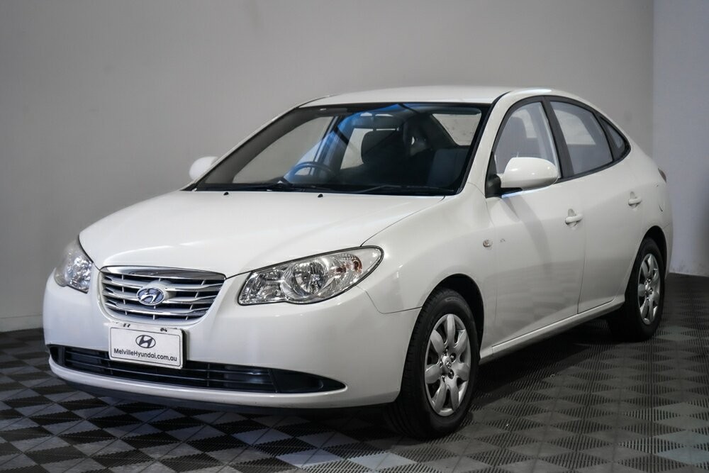 Hyundai Elantra image 4