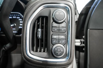 https://vehicle-cdn.autoleague.cloud/17009_11018410_24.jpg