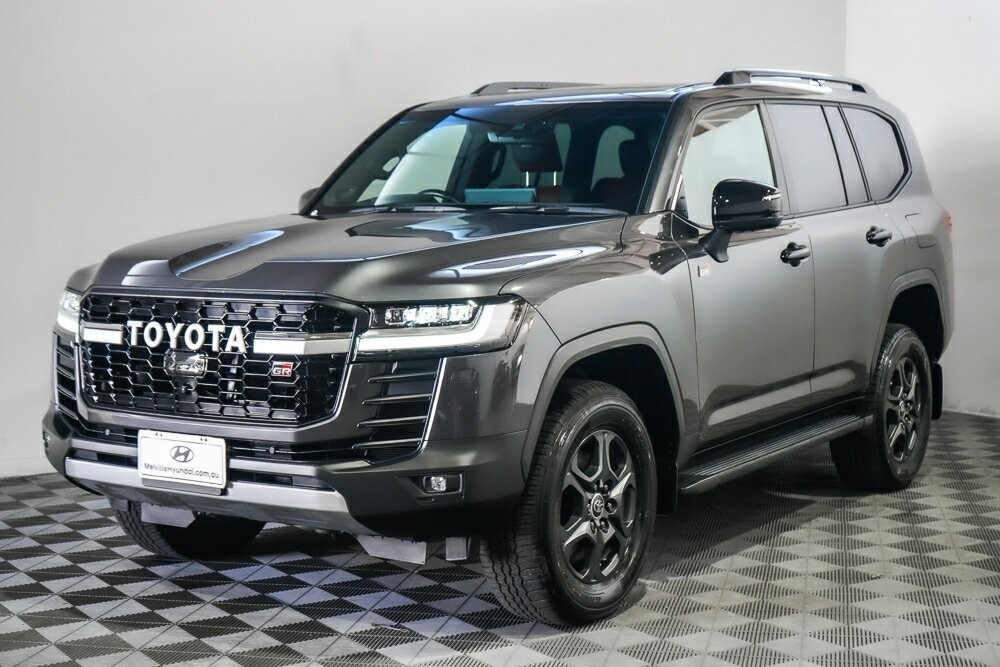 Toyota Landcruiser image 3