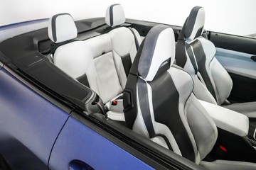 https://vehicle-cdn.autoleague.cloud/17009_11018422_15.jpg