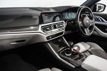 https://vehicle-cdn.autoleague.cloud/17009_11018422_16.jpg