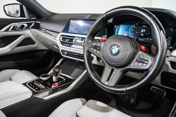https://vehicle-cdn.autoleague.cloud/17009_11018422_18.jpg