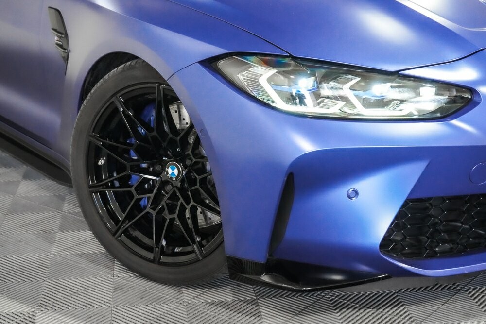 BMW M4 image 3