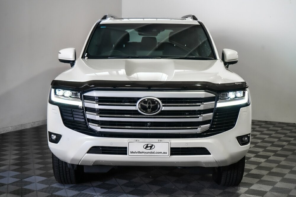 Toyota Landcruiser image 3